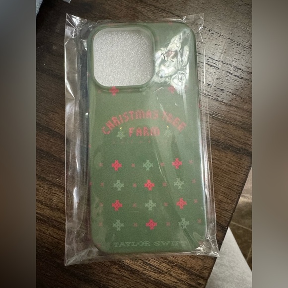 Taylor Swift Official Christmas Tree Farm iPhone 15 Pro Phone Case - Picture 2 of 12